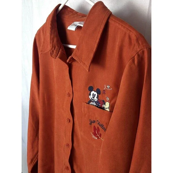 Disney Unisex XL Long Sleeve Button Up Mickey Mouse Soft Just Chillin Shirt - Picture 6 of 10